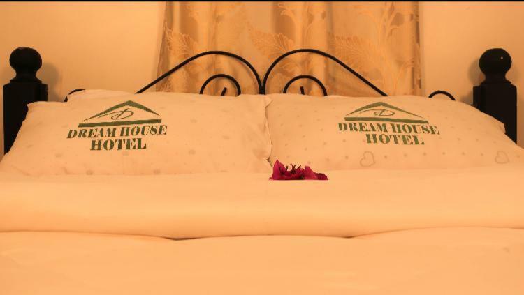 Melvic Inn Кисуму Екстериор снимка
